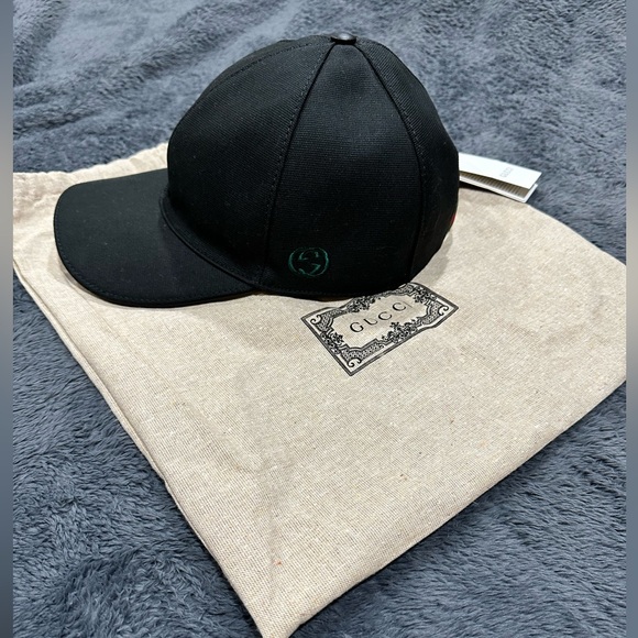 Gucci Interlocking GG Baseball Cap - Picture 5 of 9